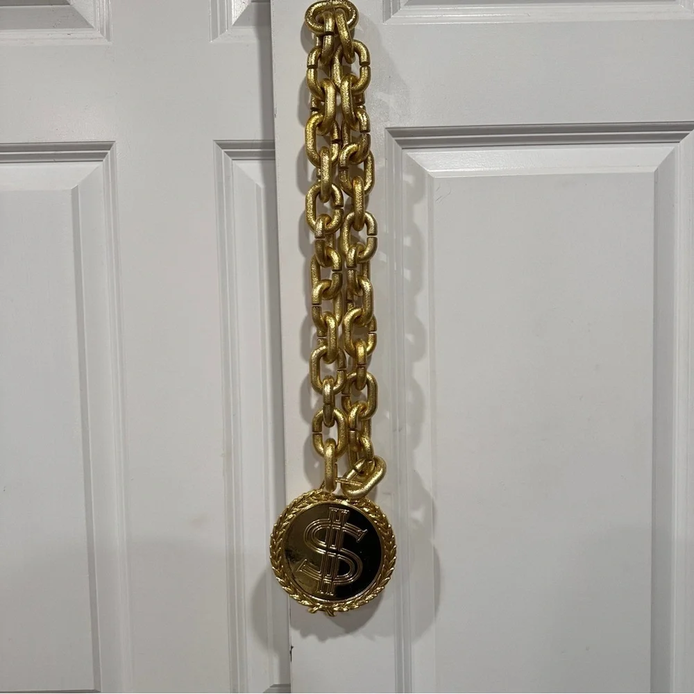 Gold plastic money necklace and chunky bracelet for Halloween